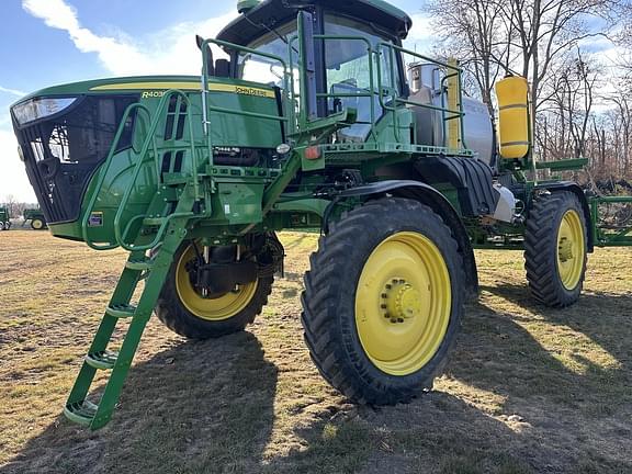 Image of John Deere R4038 equipment image 2