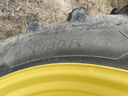 Image of John Deere R4038 equipment image 4