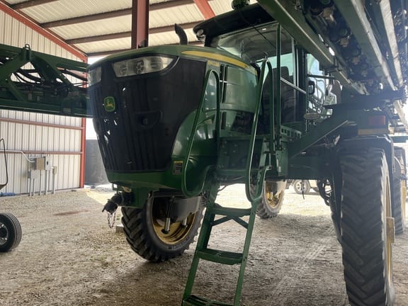 2017 John Deere R4038 Equipment Image0