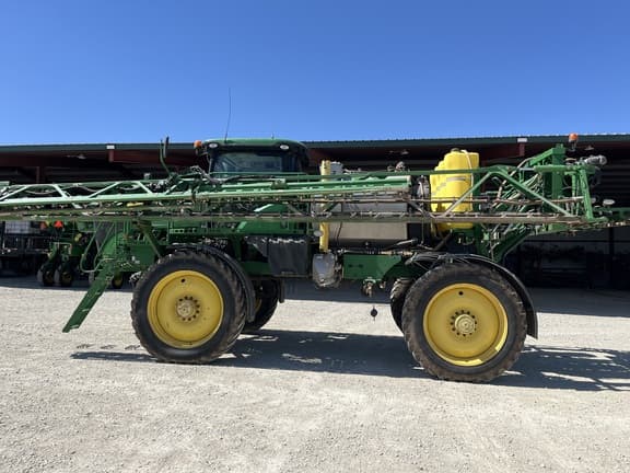 Image of John Deere R4038 equipment image 3