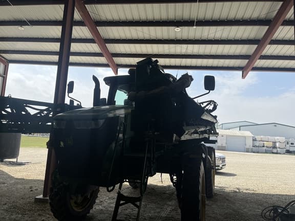 Image of John Deere R4038 equipment image 4
