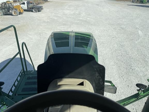 Image of John Deere R4038 equipment image 4