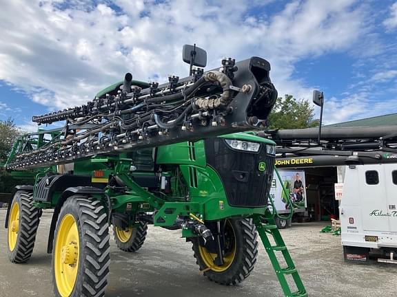 2017 John Deere R4038 Equipment Image0