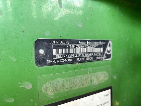 Image of John Deere R4038 equipment image 3