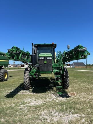 Image of John Deere R4038 equipment image 2