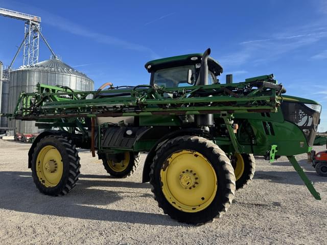 Image of John Deere R4038 equipment image 1