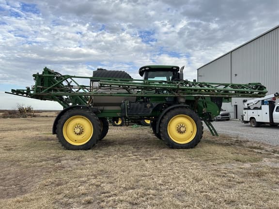 Image of John Deere R4038 equipment image 4