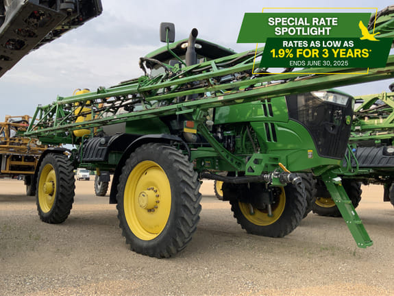 2017 John Deere R4038 Equipment Image0
