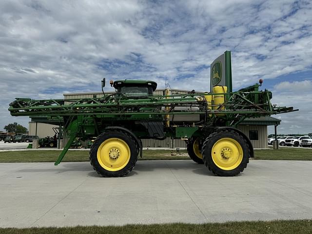 Image of John Deere R4038 equipment image 2