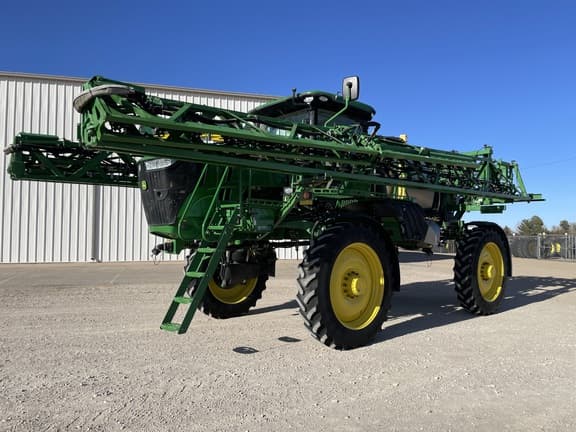 Image of John Deere R4038 equipment image 2