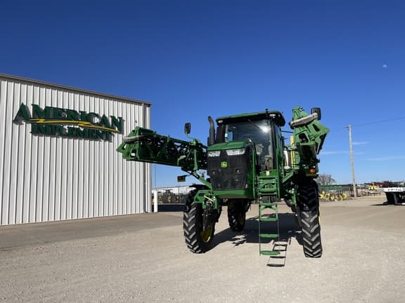 Image of John Deere R4038 equipment image 1