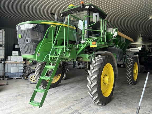 Image of John Deere R4038 equipment image 4