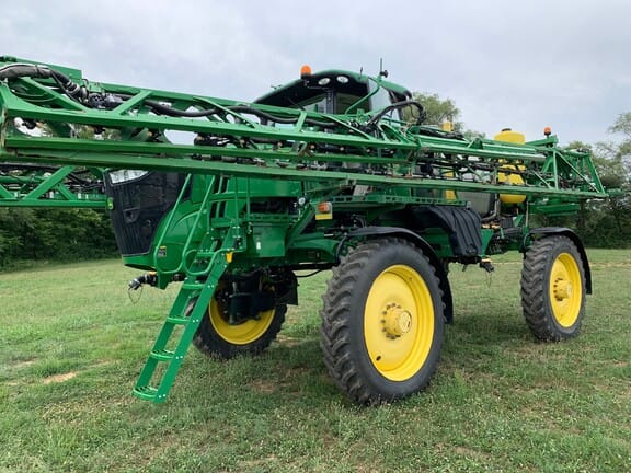Main image John Deere R4038