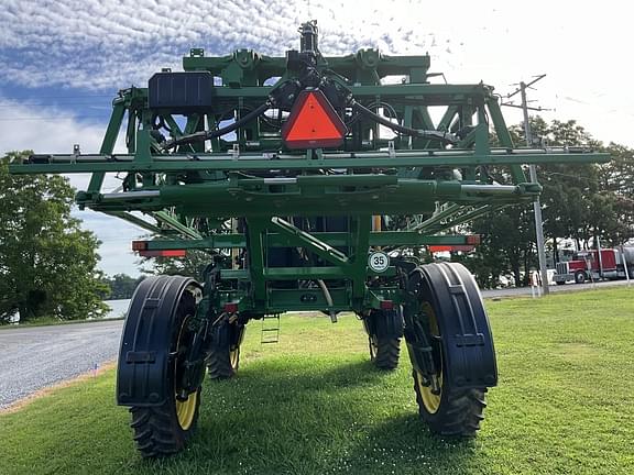 Image of John Deere R4038 equipment image 4