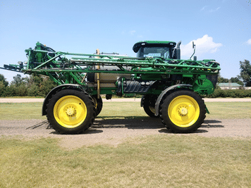 Main image John Deere R4038