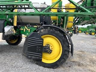 Image of John Deere R4038 equipment image 4