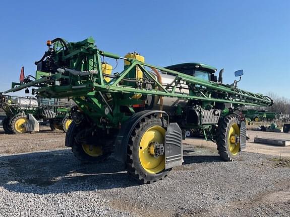 Image of John Deere R4038 equipment image 4