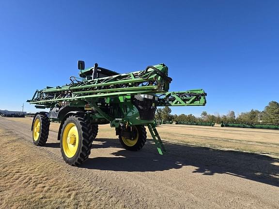 Image of John Deere R4038 equipment image 1