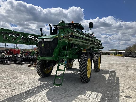 Image of John Deere R4038 equipment image 1