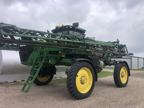 2017 John Deere R4038 Equipment Image0