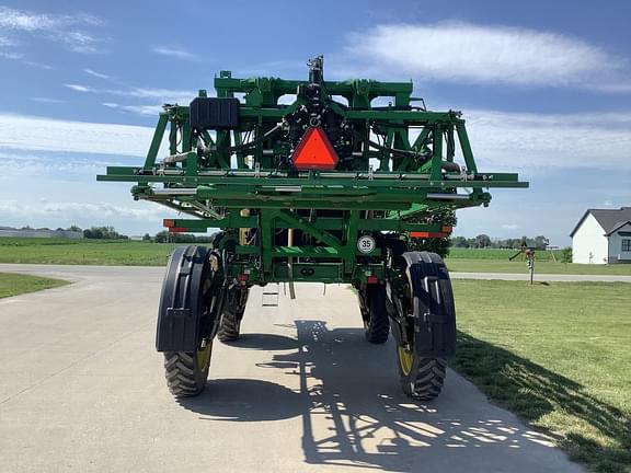 Image of John Deere R4038 equipment image 3