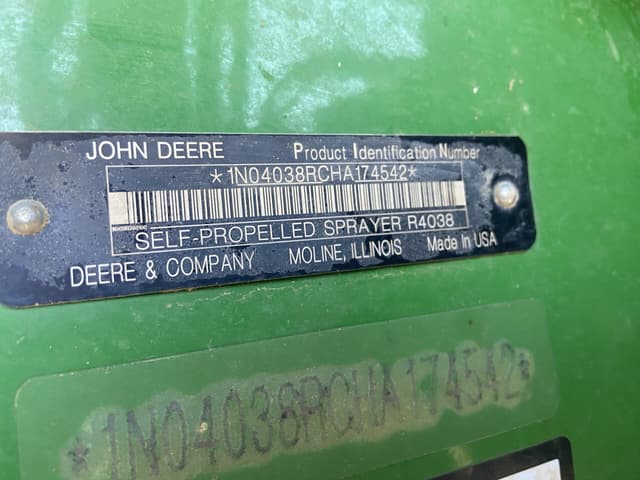 Image of John Deere R4038 equipment image 3