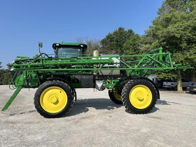 Image of John Deere R4038 equipment image 2