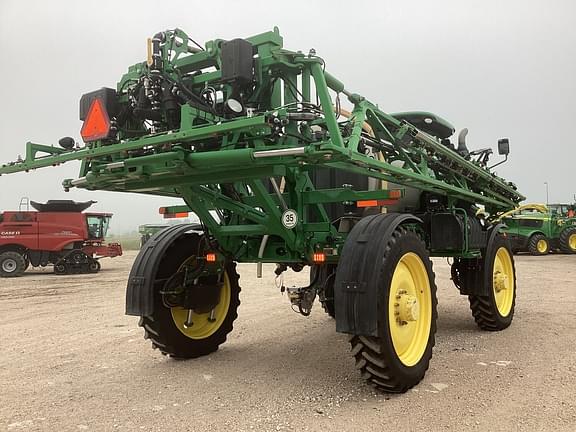 Image of John Deere R4038 equipment image 3