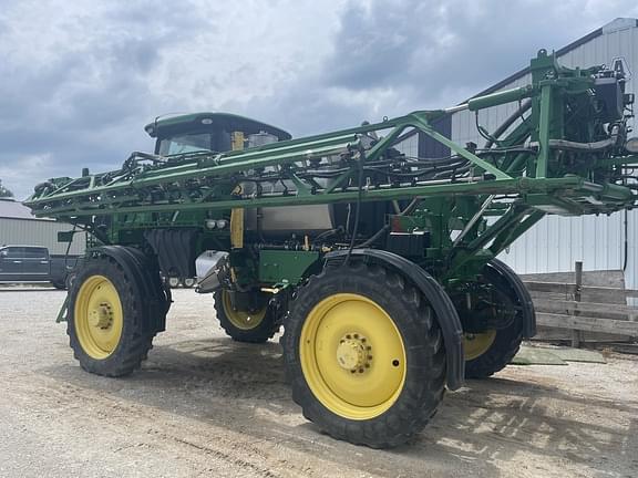 Image of John Deere R4038 equipment image 1