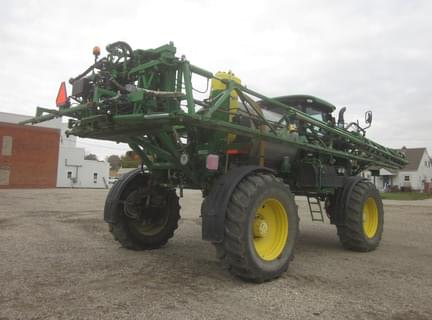 Image of John Deere R4038 equipment image 1