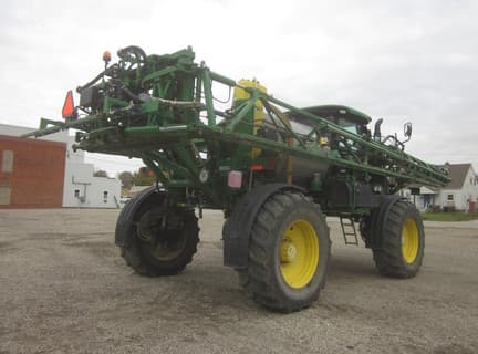 Image of John Deere R4038 equipment image 3
