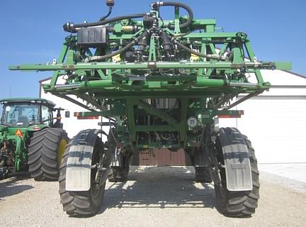 Image of John Deere R4038 equipment image 1