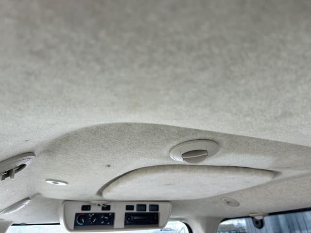 Image of John Deere R4038 equipment image 4