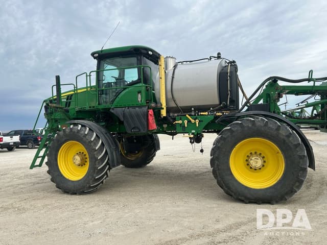 Image of John Deere R4038 equipment image 2