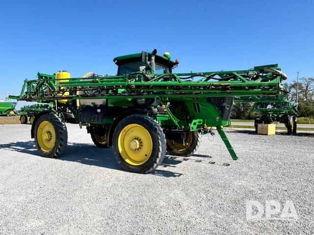 Image of John Deere R4038 equipment image 1
