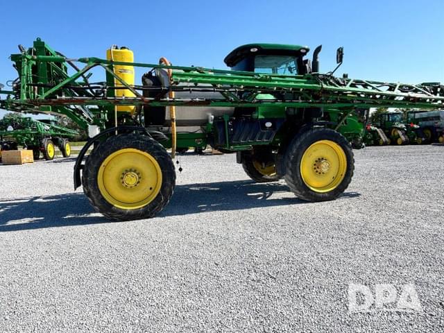 Image of John Deere R4038 equipment image 4
