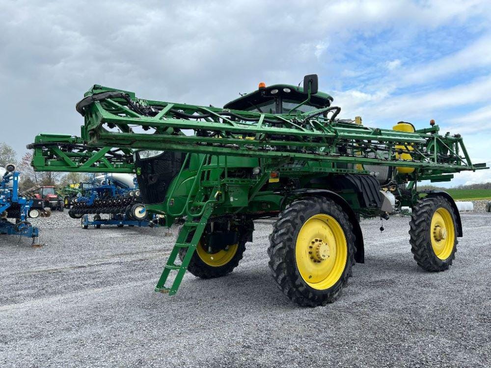 Main image John Deere R4038
