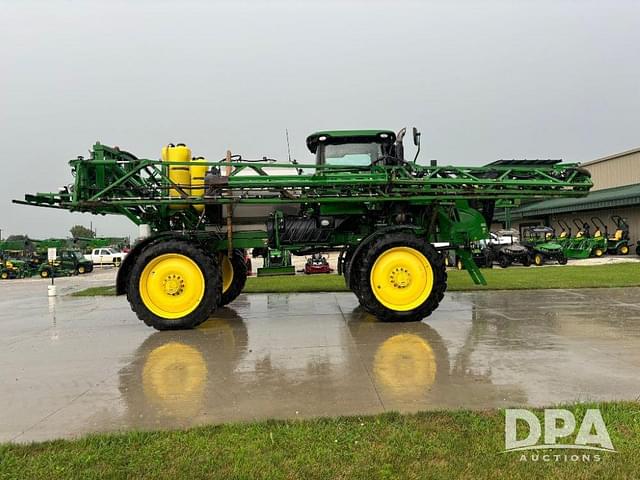 Image of John Deere R4038 equipment image 1