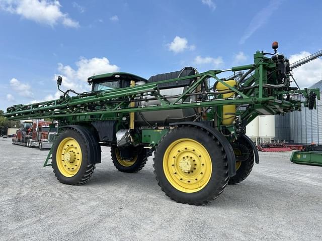 Image of John Deere R4045 equipment image 4
