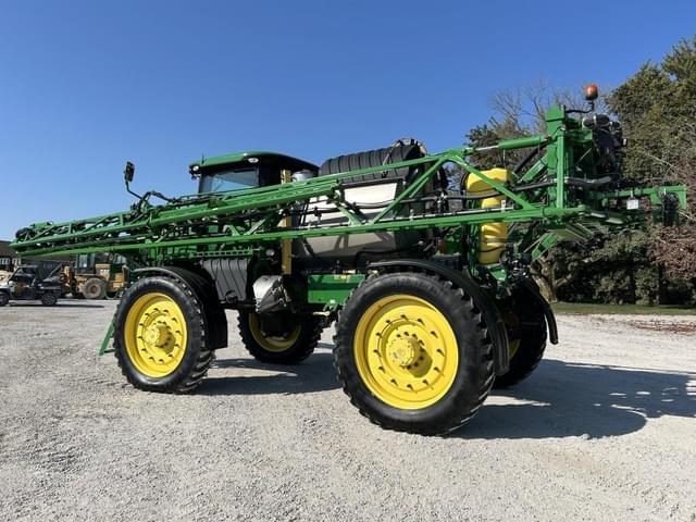 Image of John Deere R4045 equipment image 4