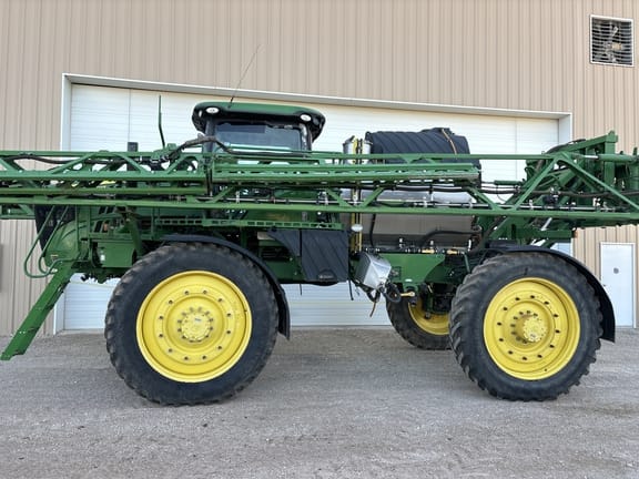 Main image John Deere R4045