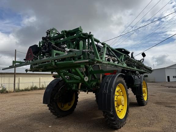 Image of John Deere R4045 equipment image 4