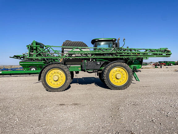 Image of John Deere R4045 equipment image 3