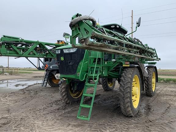 Image of John Deere R4045 equipment image 1