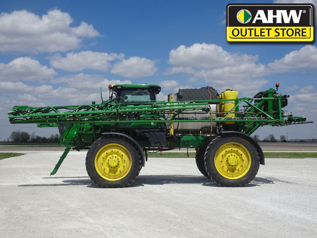 2017 John Deere R4045 Equipment Image0