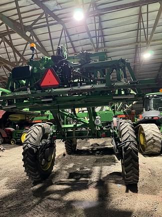 Image of John Deere R4045 equipment image 4