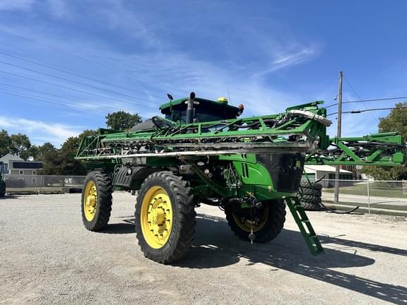 Image of John Deere R4045 equipment image 1