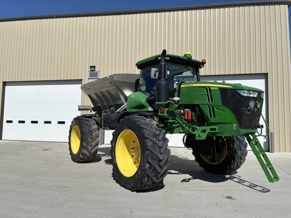 Main image John Deere R4045
