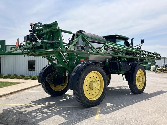 Image of John Deere R4045 equipment image 4