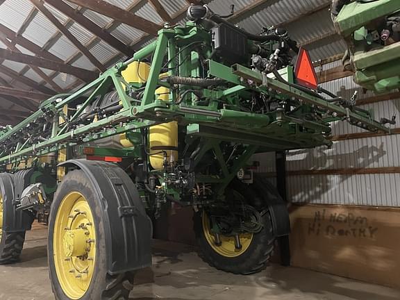 Image of John Deere R4045 equipment image 1